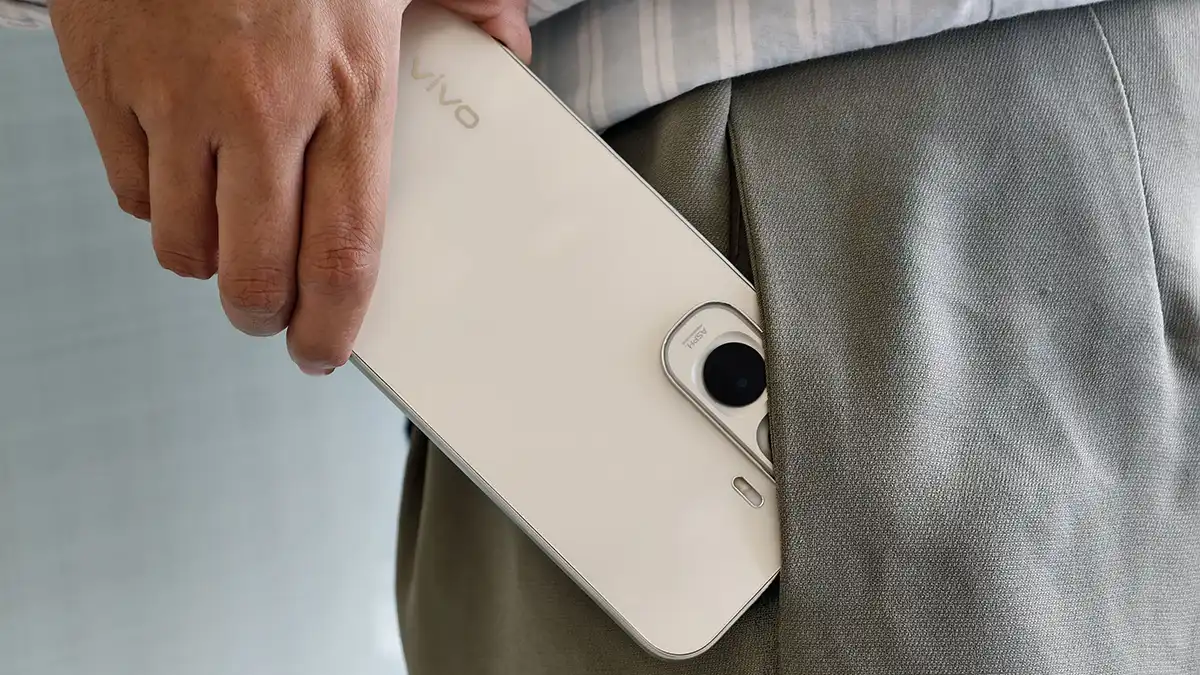 Optimalkan Daya Tahan Baterai, Vivo Luncurkan Smartphone Y500 di Indonesia