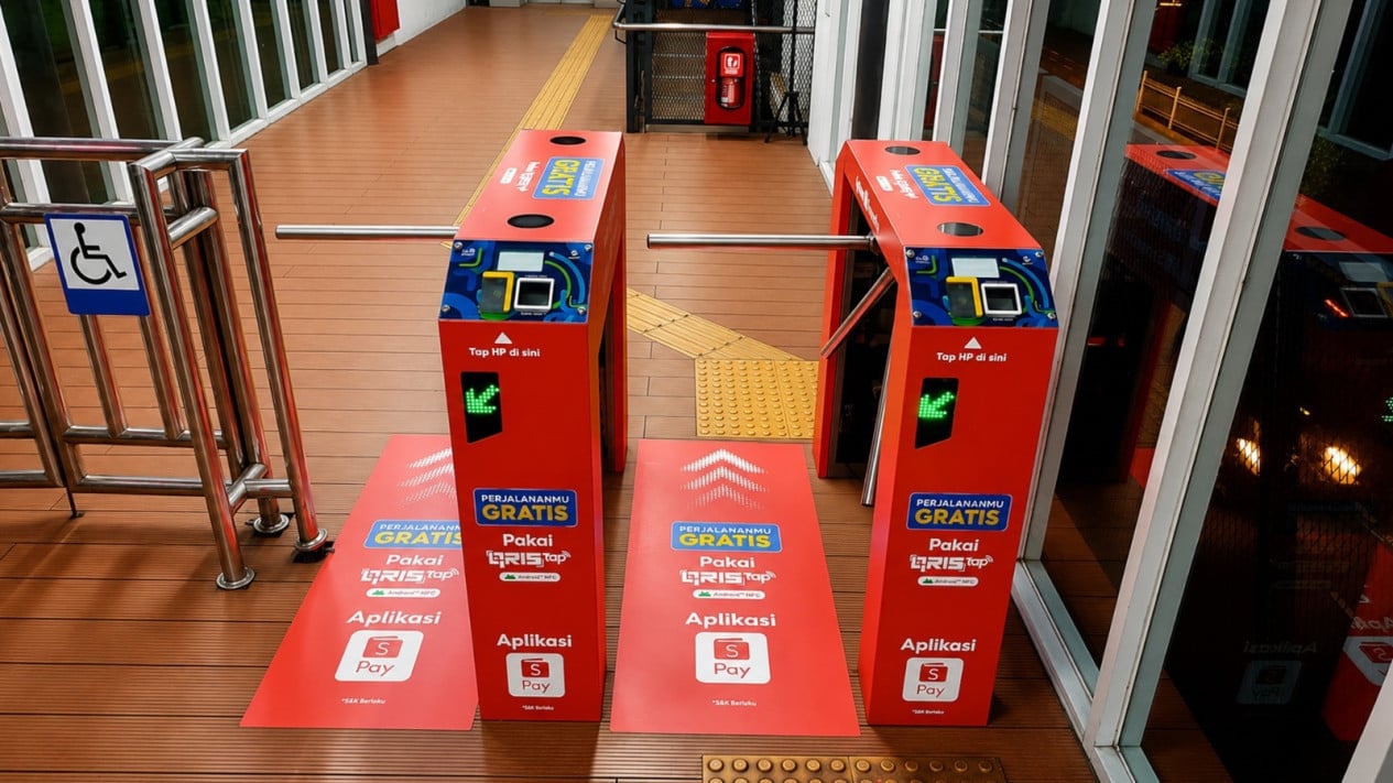 Percepat Transaksi Transportasi Umum, ShopeePay Perluas Implementasi Fitur QRIS Tap